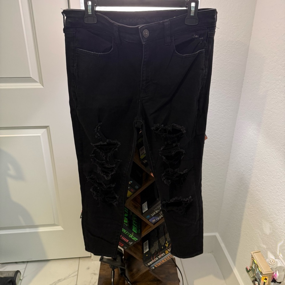 American Eagle Outfitters Black High-Rise Distressed Women's Jeans